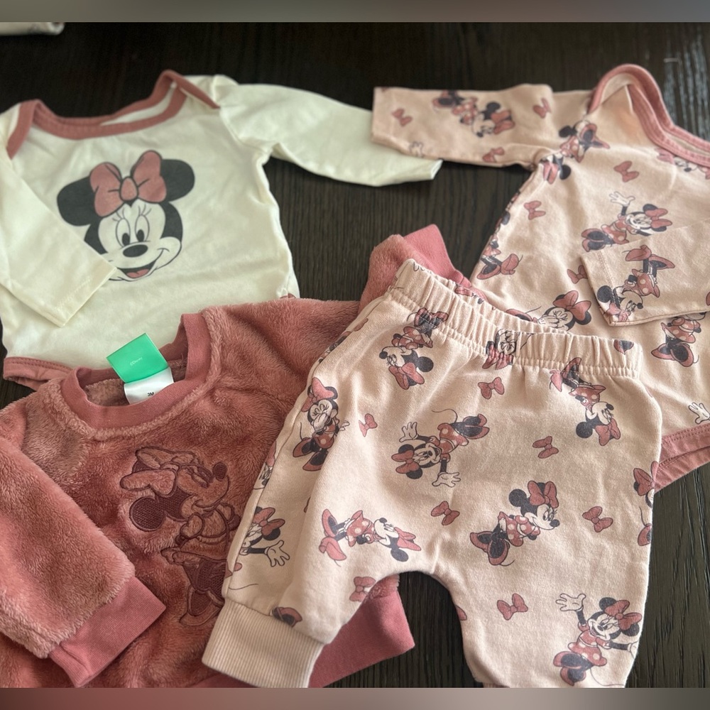 Disney Baby 4-piece set - NWOT